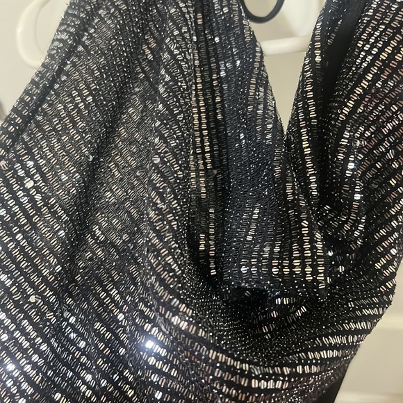 I’m selling this jumpsuit. - Picture 3 of 3